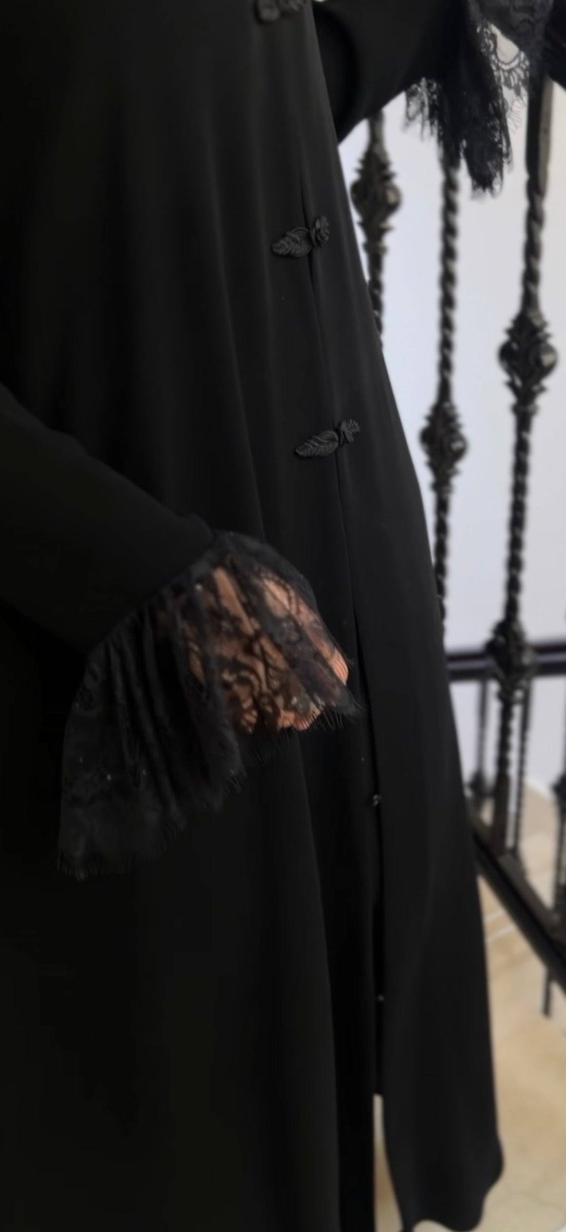 Alora Abaya